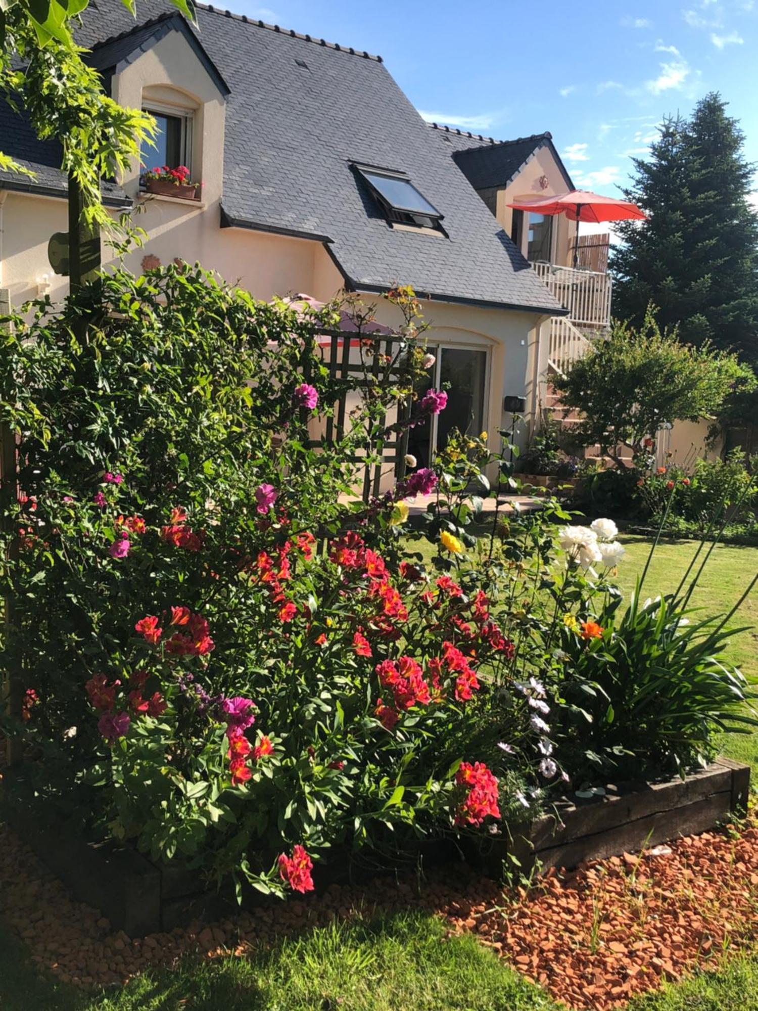 Villanna Saint Anne-dʼAuray Екстериор снимка